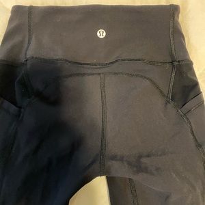 Lululemon size 4 All the right places